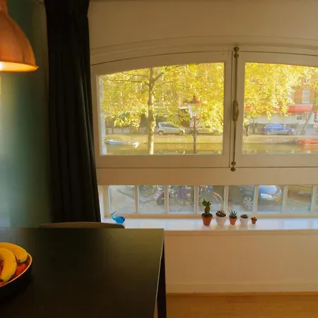 De Spot Bed & Breakfast *