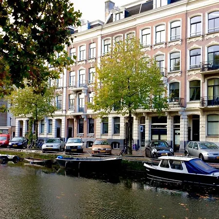 Bed & Breakfast De Spot Amsterdam